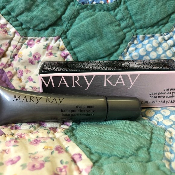 Mary Kay Eye Primer - Picture 1 of 1